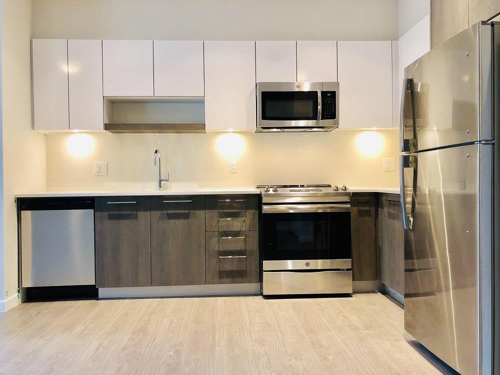 310 13768 108 Avenue, Surrey, British Columbia  V3T 0L9 - Photo 2 - R3040071