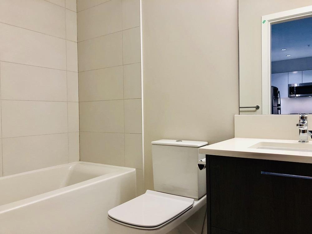 310 13768 108 Avenue, Surrey, British Columbia  V3T 0L9 - Photo 8 - R3040071