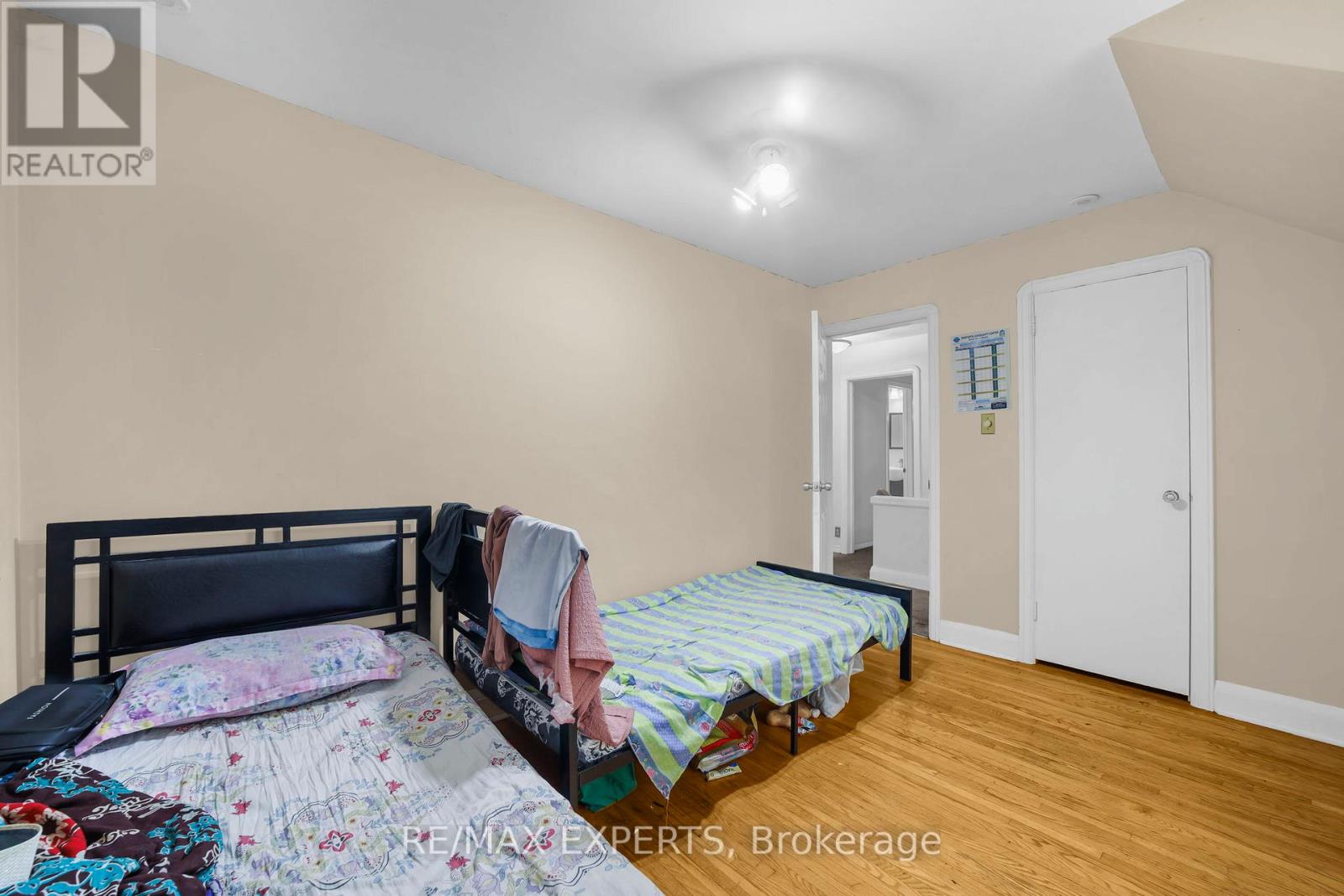 16 Bellehaven Crescent, Toronto, Ontario  M1M 1H3 - Photo 18 - E12362774