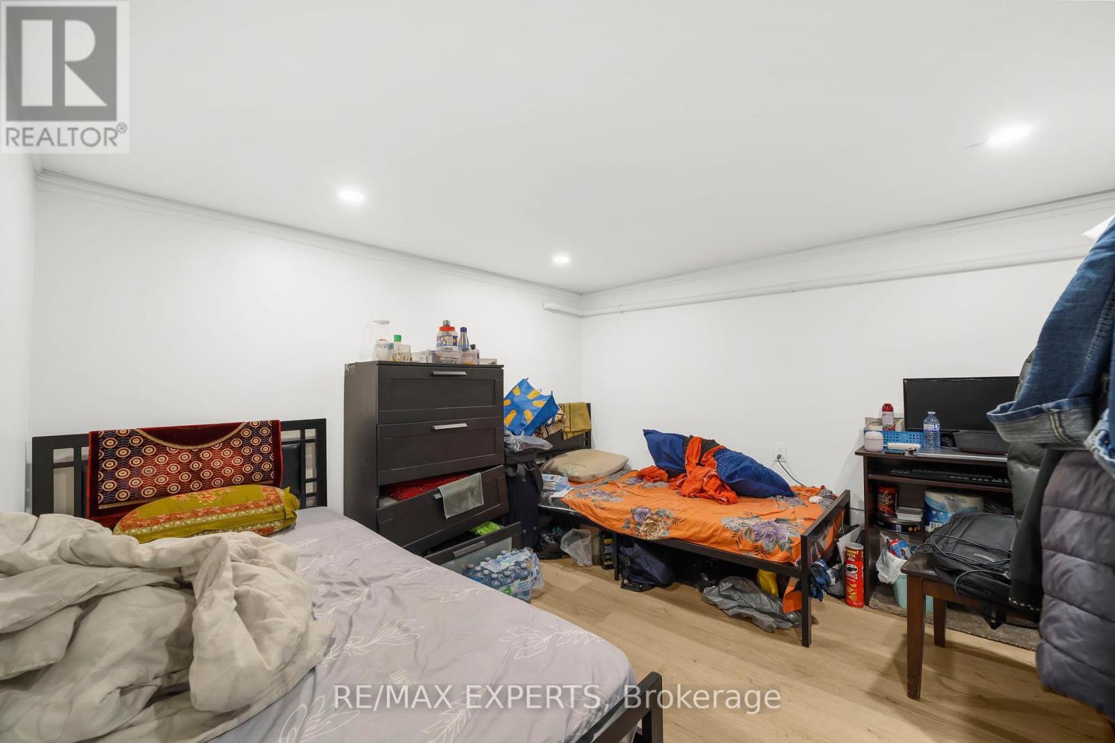 16 Bellehaven Crescent, Toronto, Ontario  M1M 1H3 - Photo 21 - E12362774