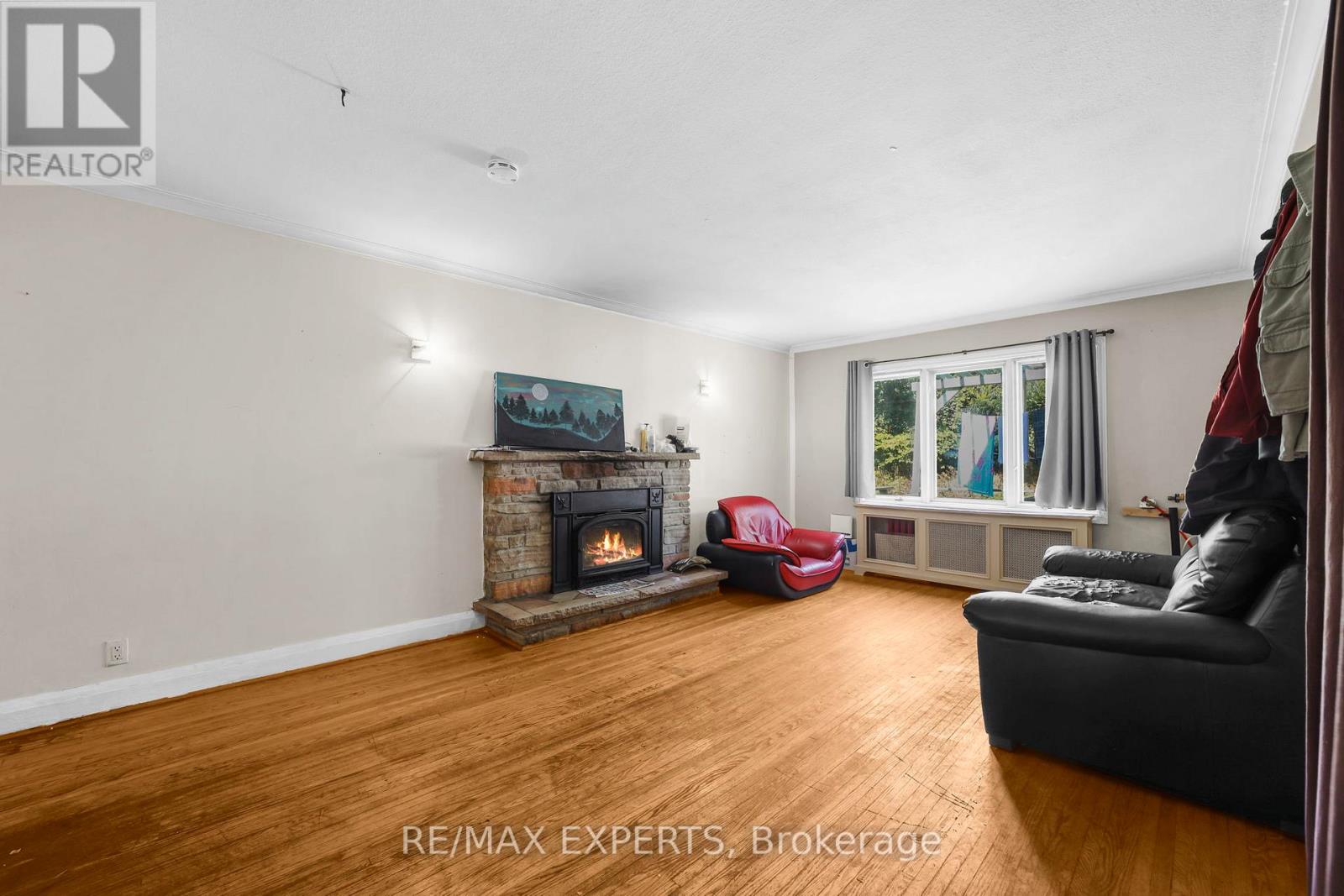 16 Bellehaven Crescent, Toronto, Ontario  M1M 1H3 - Photo 4 - E12362774