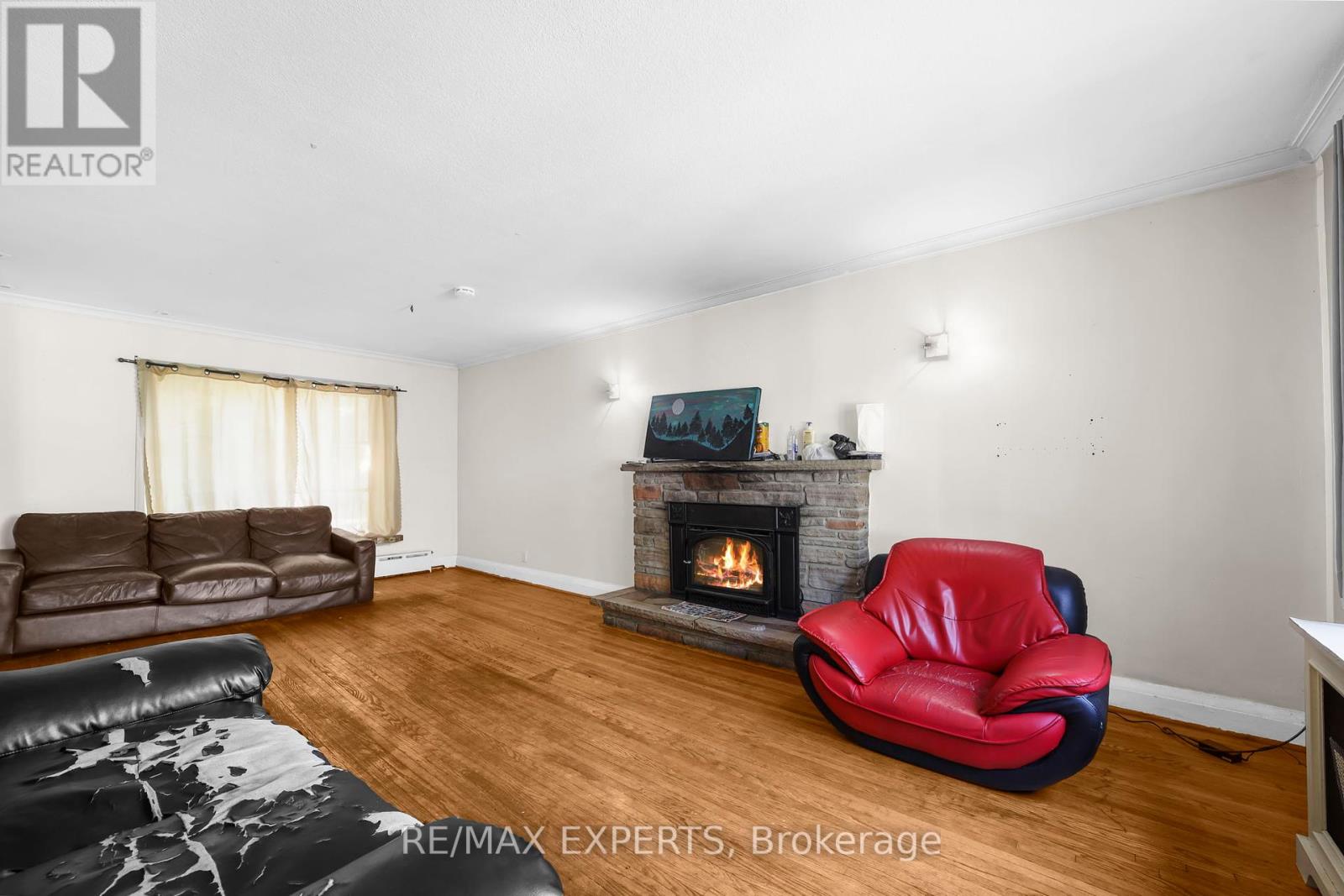 16 Bellehaven Crescent, Toronto, Ontario  M1M 1H3 - Photo 5 - E12362774