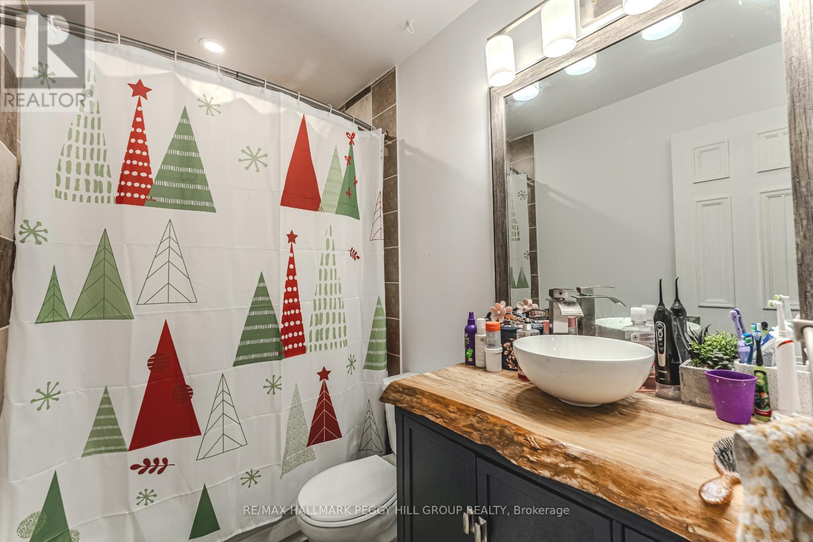 69 Fox Run, Barrie, Ontario  L4N 5L6 - Photo 8 - S12362738
