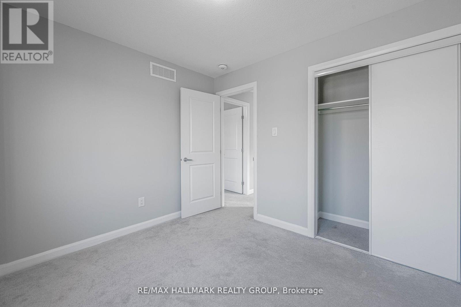 646 Hamsa Street, Ottawa, Ontario  K2J 6Z7 - Photo 25 - X12360111