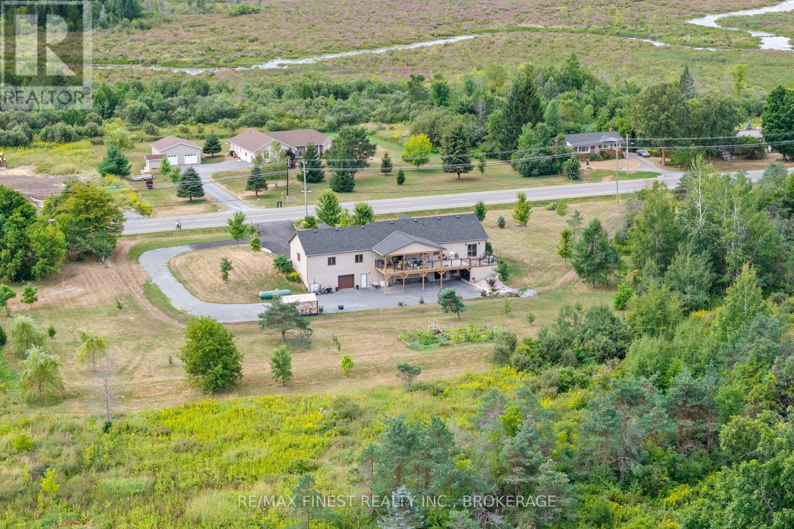 3266 Harrowsmith Road, Frontenac (Frontenac South), Ontario  K0H 1V0 - Photo 47 - X12362811
