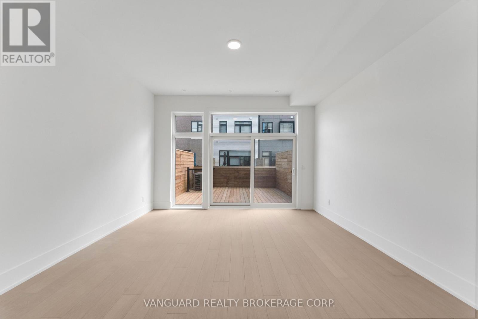 21 - 15 Lou Parsons Way, Mississauga, Ontario  L5H 0B2 - Photo 18 - W12362703