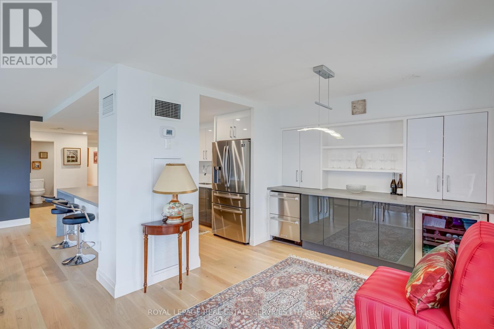 2410 - 2045 Lake Shore Boulevard W, Toronto (Mimico), Ontario  M8V 2Z6 - Photo 12 - W12362711