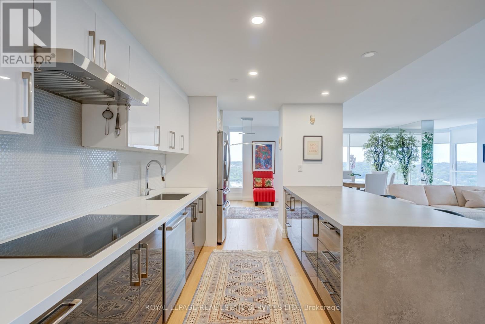 2410 - 2045 Lake Shore Boulevard W, Toronto (Mimico), Ontario  M8V 2Z6 - Photo 15 - W12362711