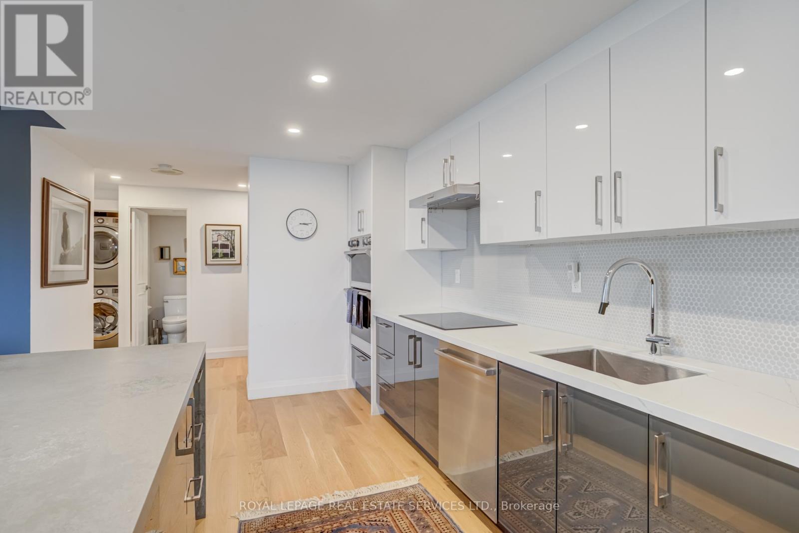 2410 - 2045 Lake Shore Boulevard W, Toronto (Mimico), Ontario  M8V 2Z6 - Photo 16 - W12362711