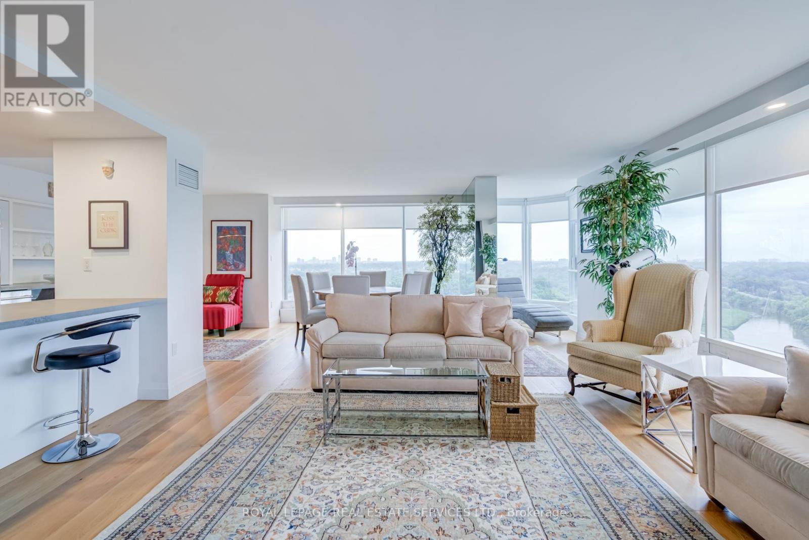 2410 - 2045 Lake Shore Boulevard W, Toronto (Mimico), Ontario  M8V 2Z6 - Photo 24 - W12362711
