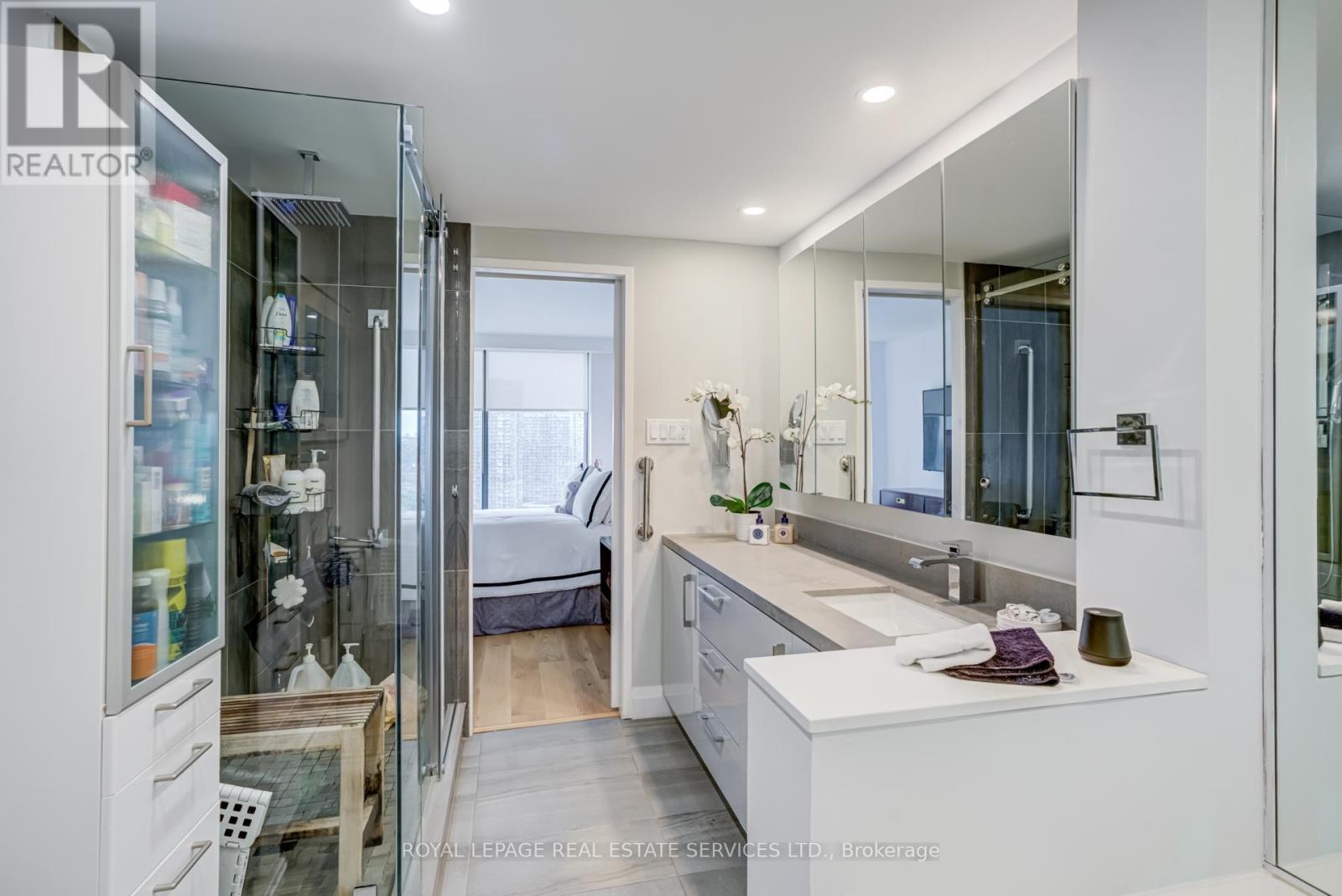 2410 - 2045 Lake Shore Boulevard W, Toronto (Mimico), Ontario  M8V 2Z6 - Photo 42 - W12362711
