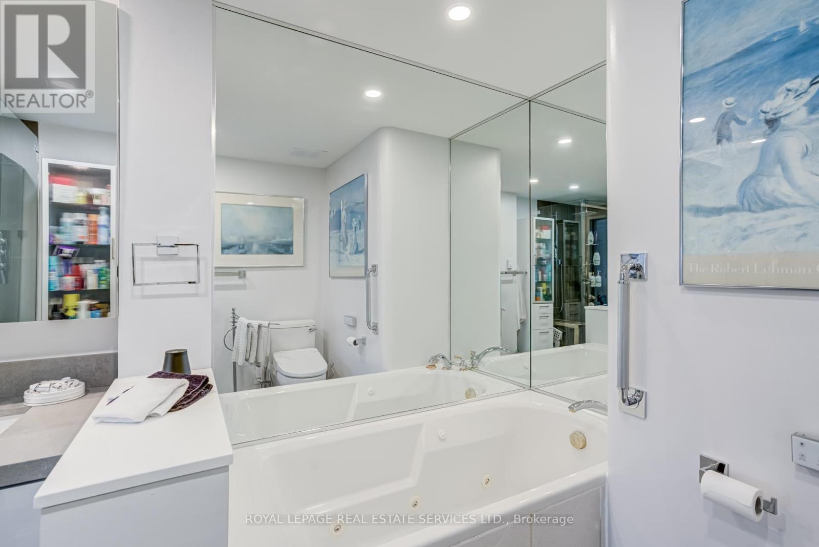 2410 - 2045 Lake Shore Boulevard W, Toronto (Mimico), Ontario  M8V 2Z6 - Photo 43 - W12362711