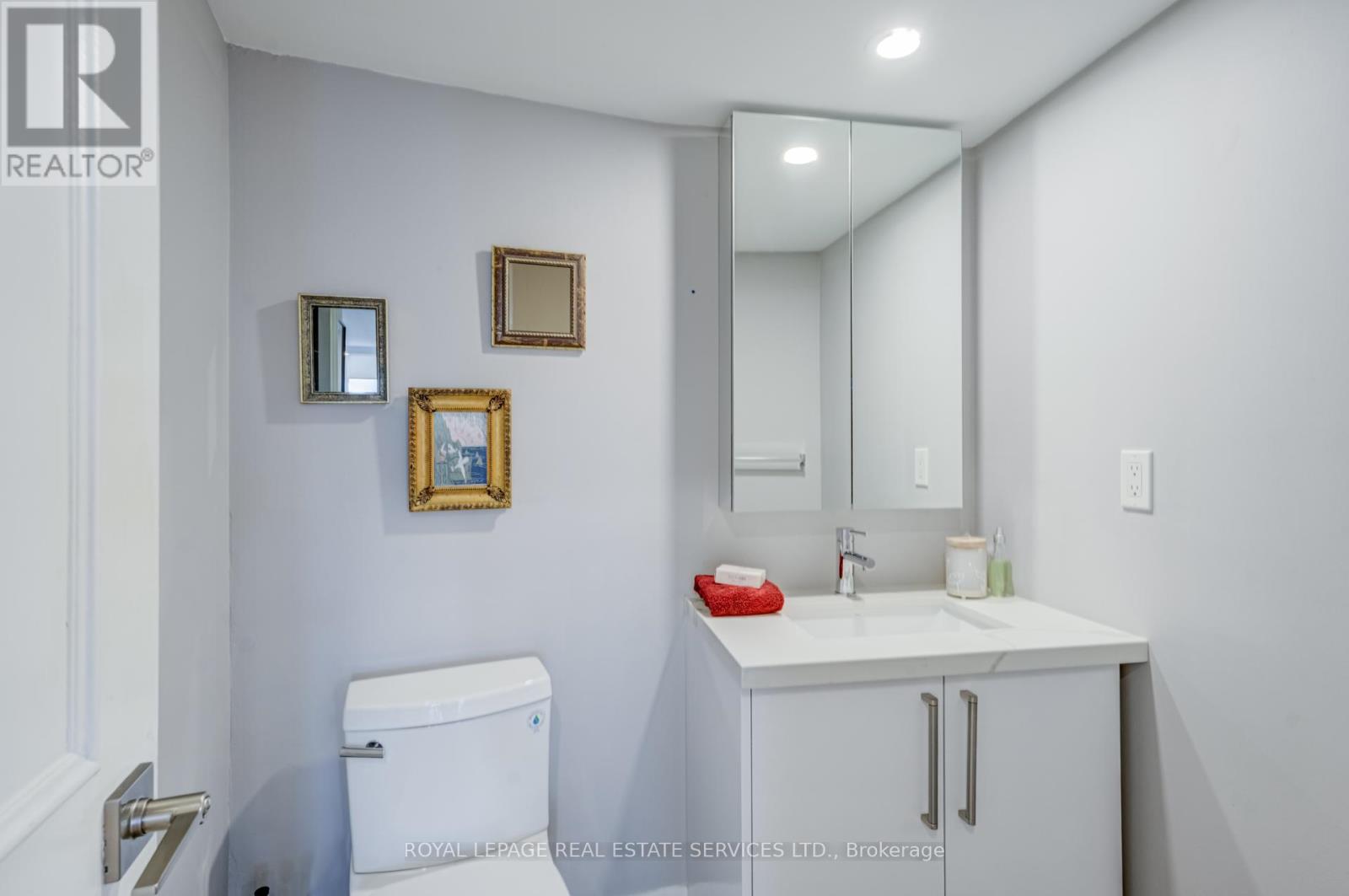 2410 - 2045 Lake Shore Boulevard W, Toronto (Mimico), Ontario  M8V 2Z6 - Photo 46 - W12362711