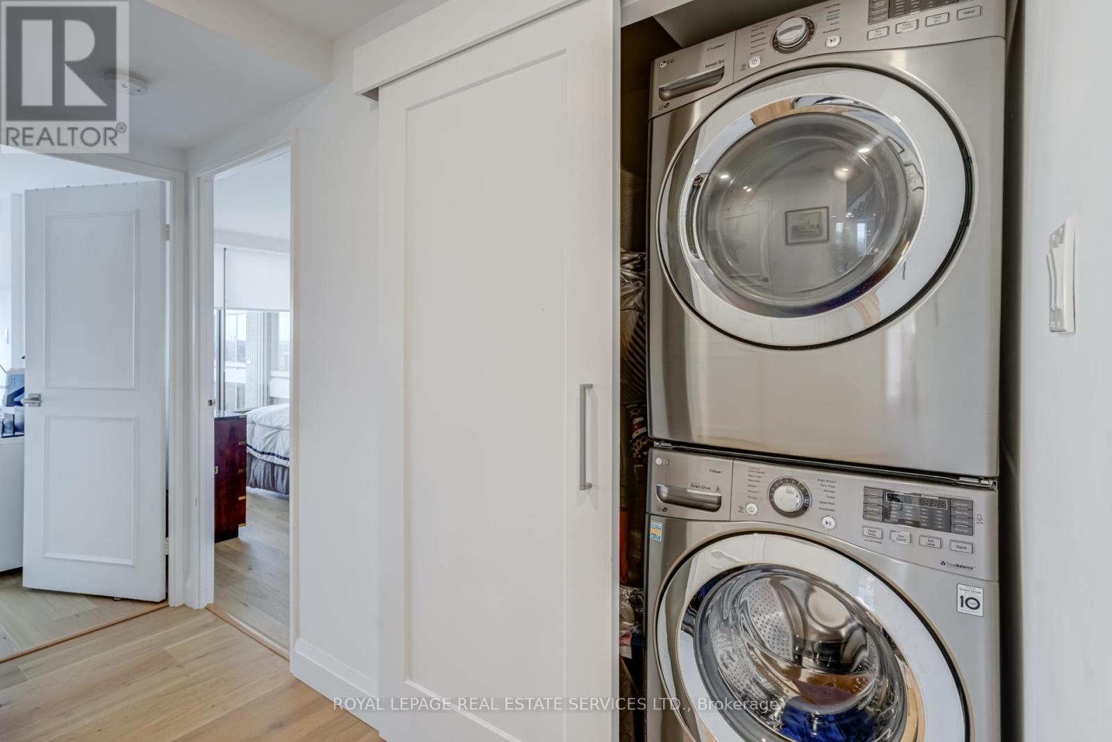 2410 - 2045 Lake Shore Boulevard W, Toronto (Mimico), Ontario  M8V 2Z6 - Photo 47 - W12362711