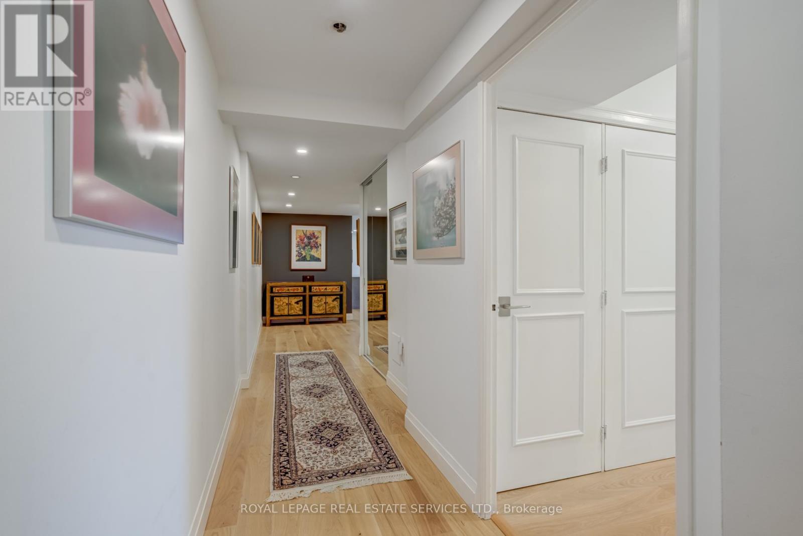 2410 - 2045 Lake Shore Boulevard W, Toronto (Mimico), Ontario  M8V 2Z6 - Photo 7 - W12362711