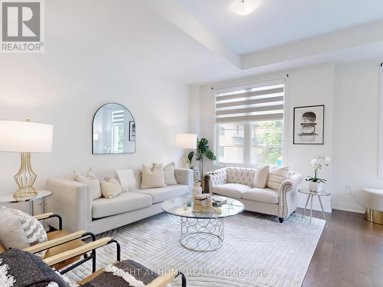 Property at 197 WYNDHAM STREET image 4