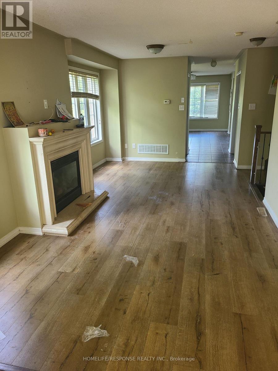 141 Rockgarden Trail, Brampton (Sandringham-Wellington), Ontario  L6R 3N2 - Photo 2 - W12362743