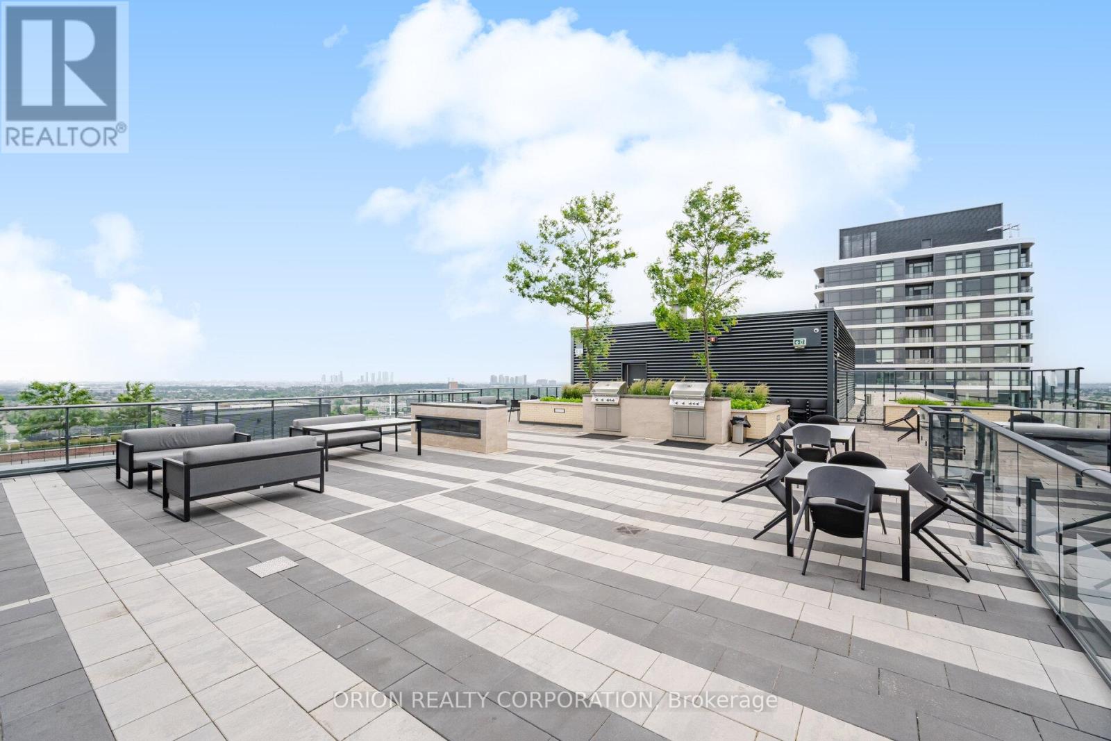 303 - 100 Eagle Rock Way, Vaughan, Ontario  L6A 5B9 - Photo 21 - N12268047