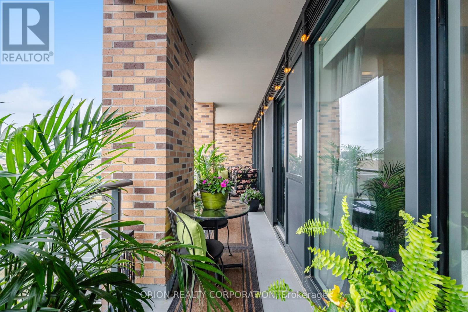 303 - 100 Eagle Rock Way, Vaughan, Ontario  L6A 5B9 - Photo 18 - N12268047