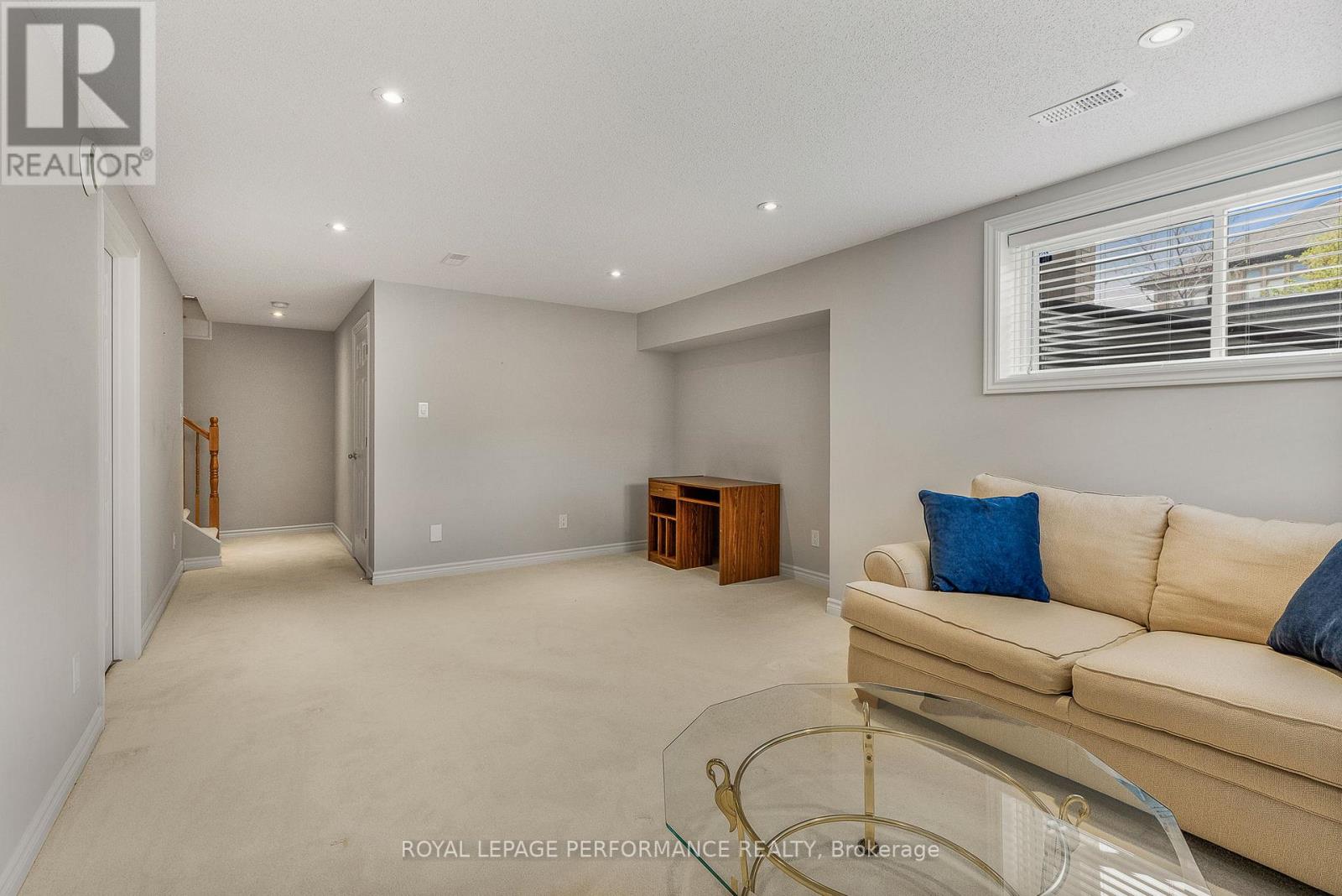 328 Ballinville Circle, Ottawa, Ontario  K4M 0C4 - Photo 27 - X12362798