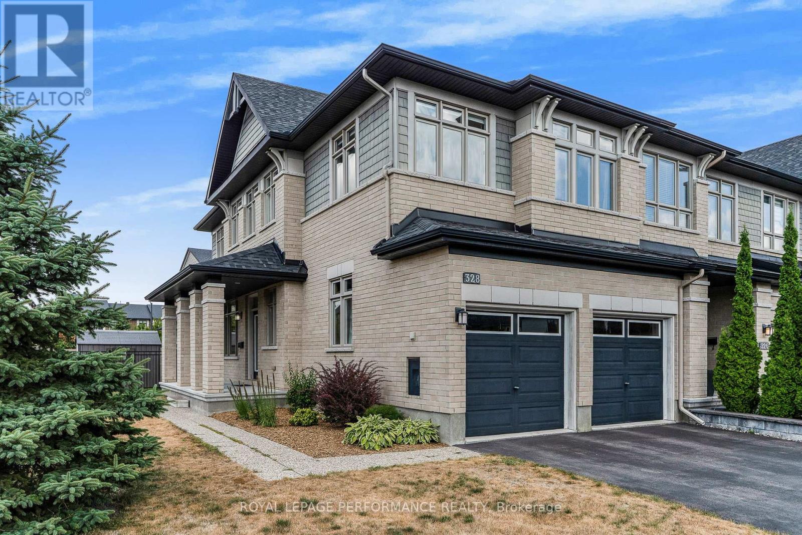 Property at 328 BALLINVILLE CIRCLE image 3