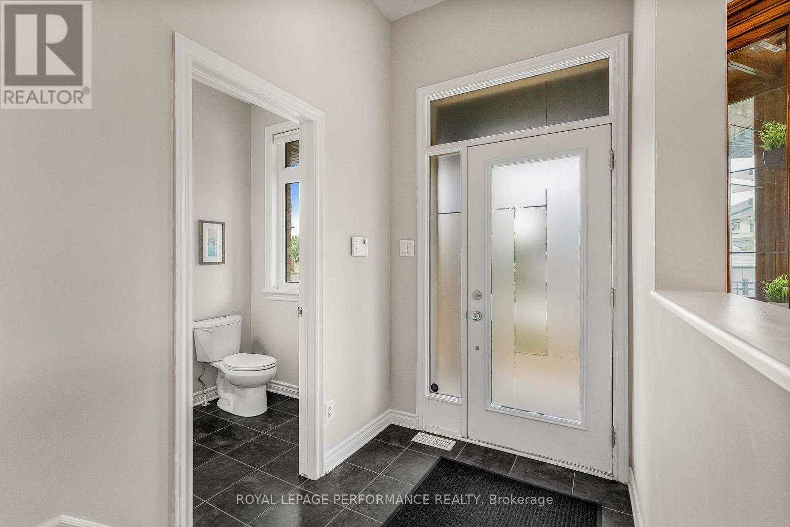 Property at 328 BALLINVILLE CIRCLE image 4