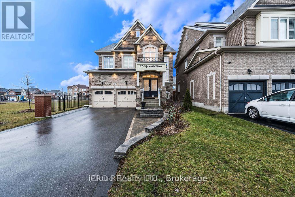 27 Tysonville Circle, Brampton, Ontario  L7A 4A6 - Photo 1 - W12362589