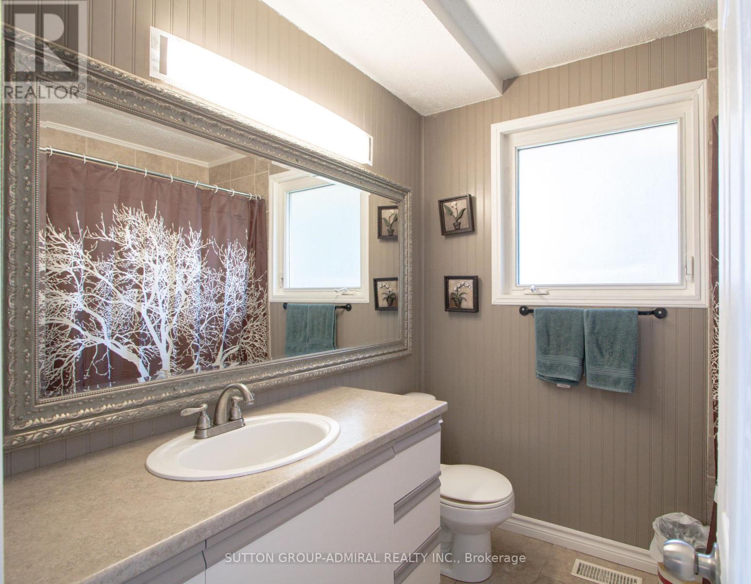 59 Breckenridge Crescent, London South, Ontario  N6E 1H6 - Photo 11 - X12362694