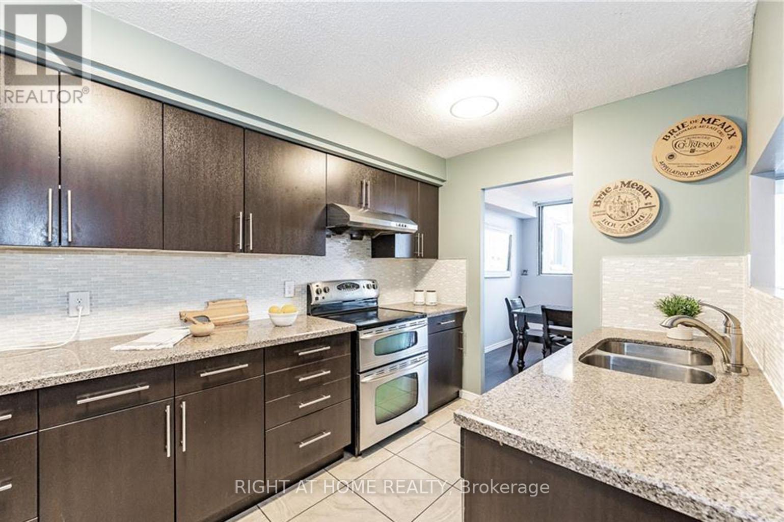 903 - 375 King Street N, Waterloo, Ontario  N2J 4L6 - Photo 19 - X12362775