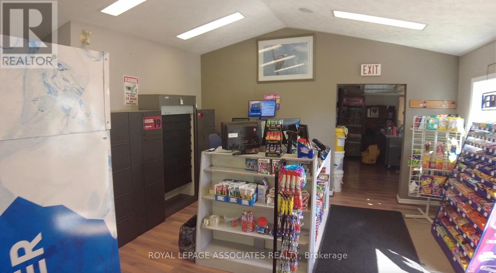 4845 Bruce County Road 3, Saugeen Shores, Ontario  N0H 2C0 - Photo 12 - X12362786