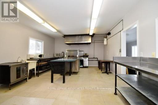 4845 Bruce County Road 3, Saugeen Shores, Ontario  N0H 2C0 - Photo 21 - X12362786