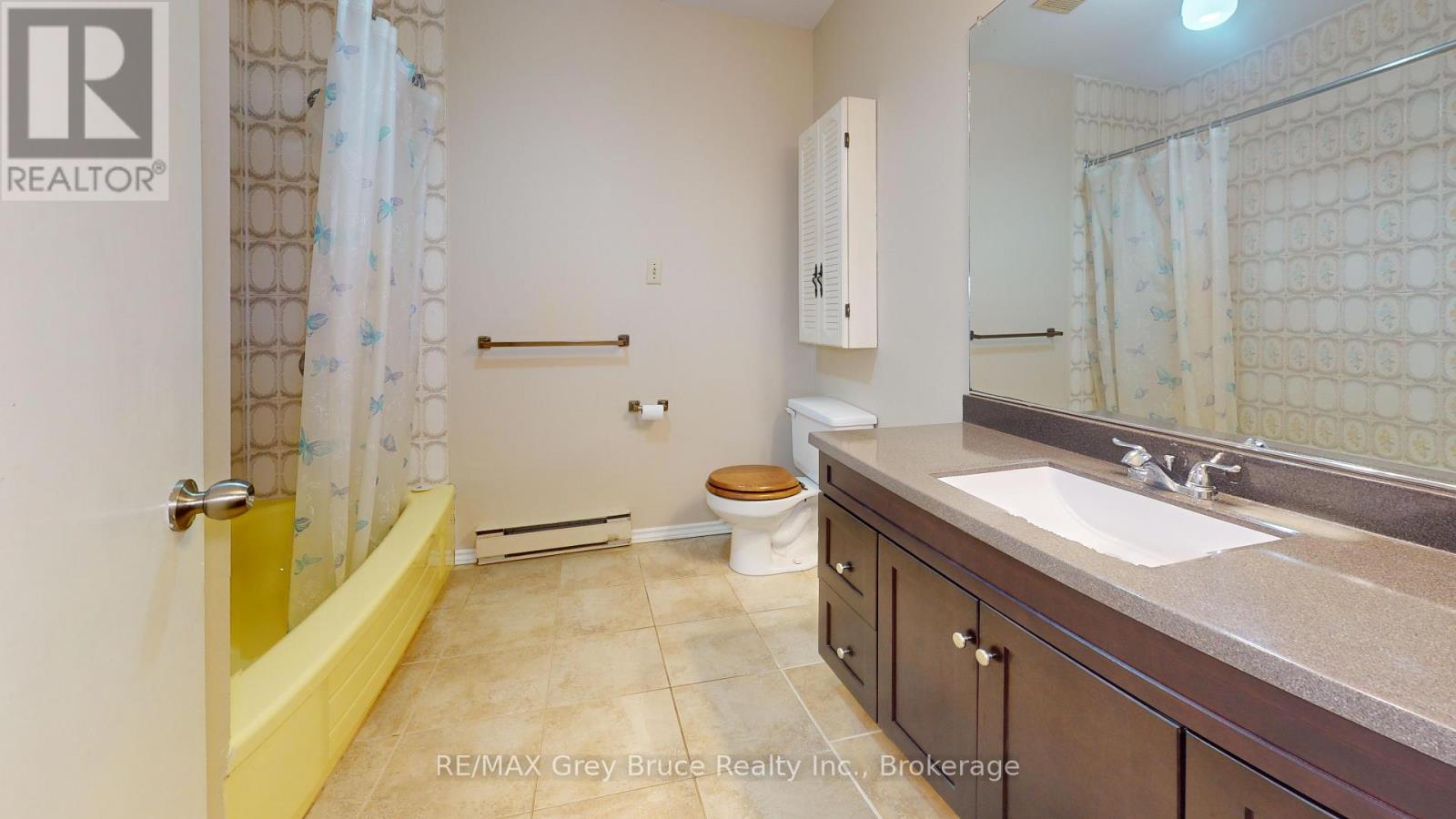 82 Brook Street W, Arran-Elderslie, Ontario  N0H 2N0 - Photo 11 - X12362858