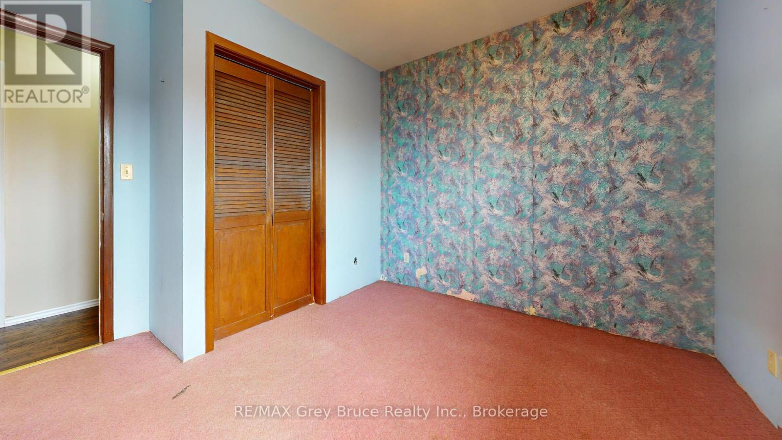 82 Brook Street W, Arran-Elderslie, Ontario  N0H 2N0 - Photo 12 - X12362858