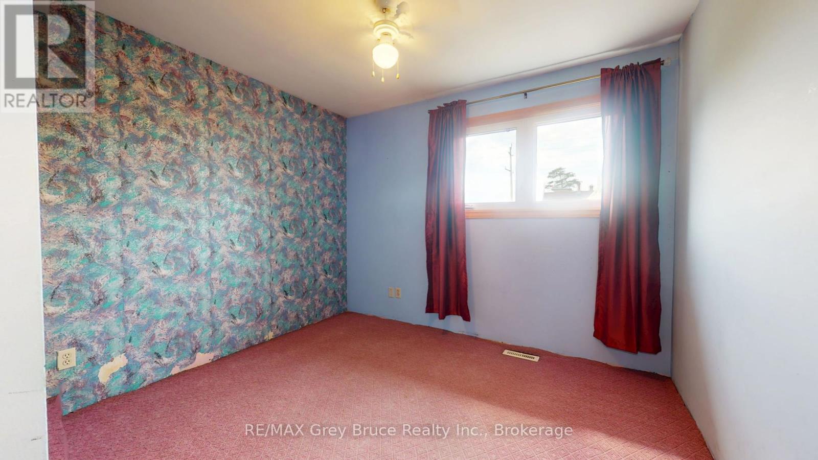 82 Brook Street W, Arran-Elderslie, Ontario  N0H 2N0 - Photo 13 - X12362858