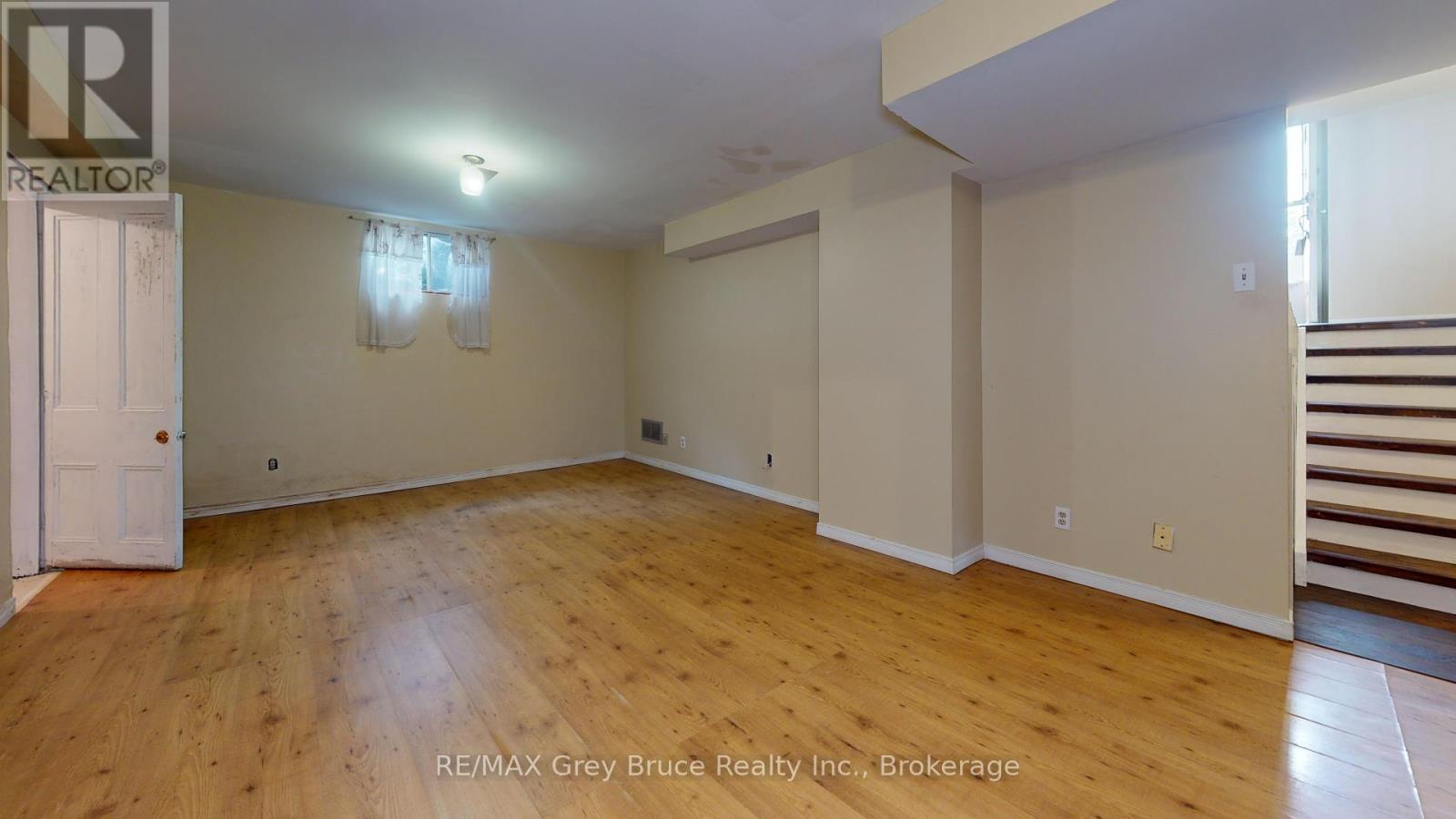 82 Brook Street W, Arran-Elderslie, Ontario  N0H 2N0 - Photo 23 - X12362858