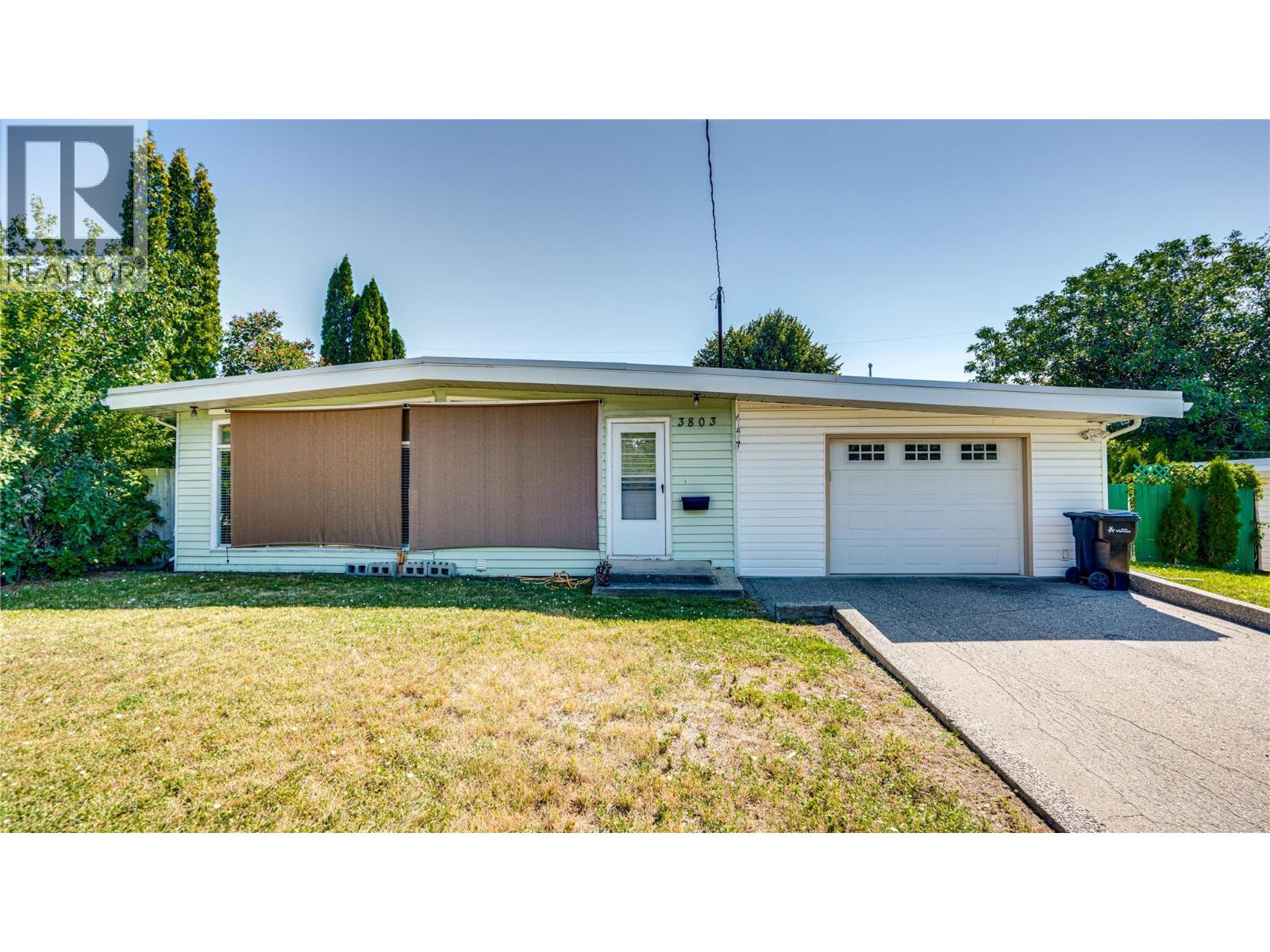 3803 Alexis Park Drive, vernon, British Columbia