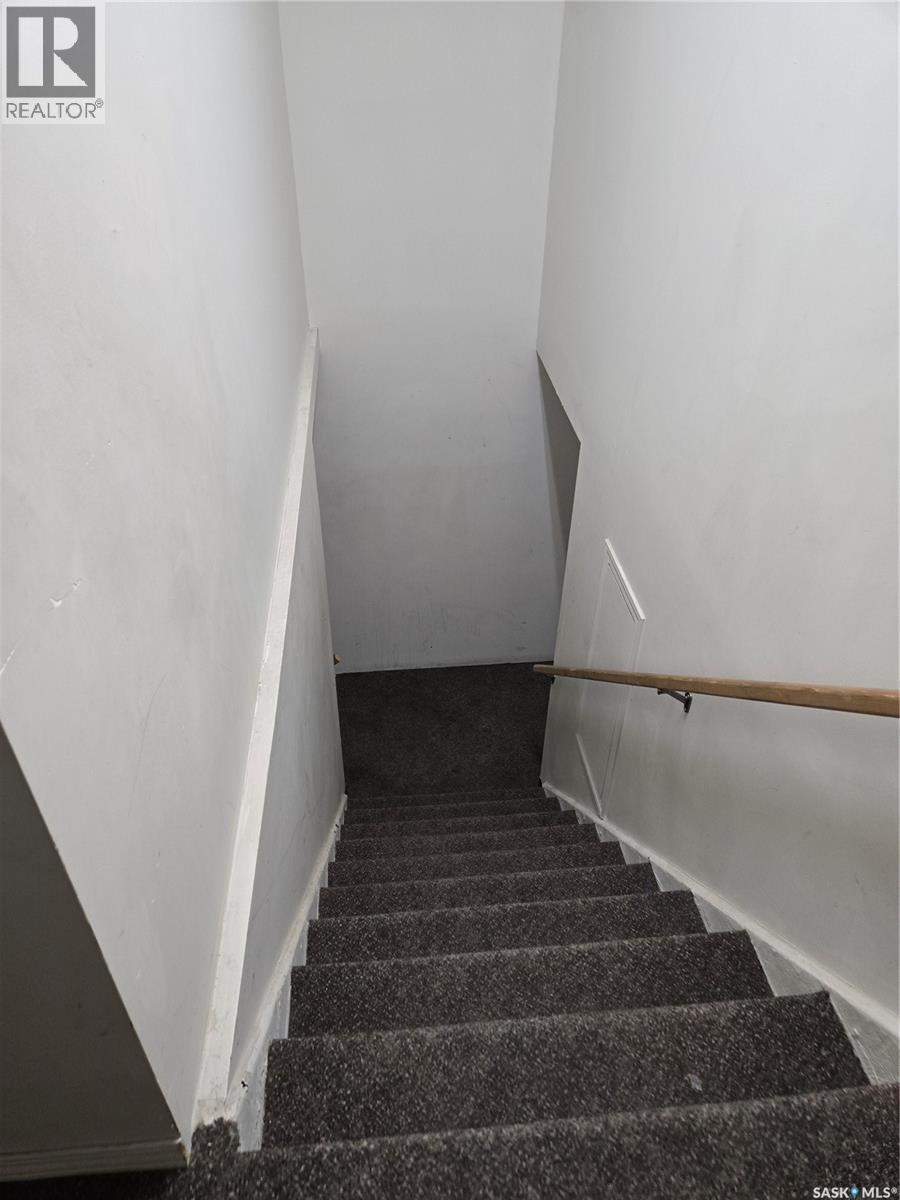 2806 Dewdney Avenue, Regina, Saskatchewan  S4T 0X8 - Photo 10 - SK016534