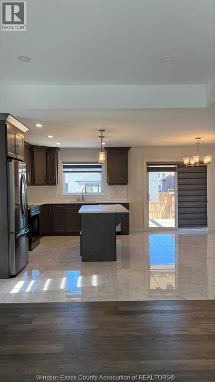 736 Faleria Unit# Upper, Lakeshore, Ontario N0R 1A0 - Photo 13 - 25021523