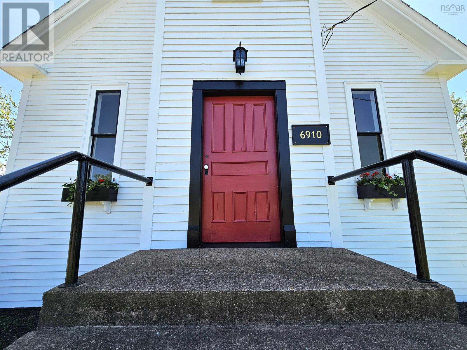 6910 Highway 2, Portapique, Nova Scotia  B0M 1B0 - Photo 6 - 202506149