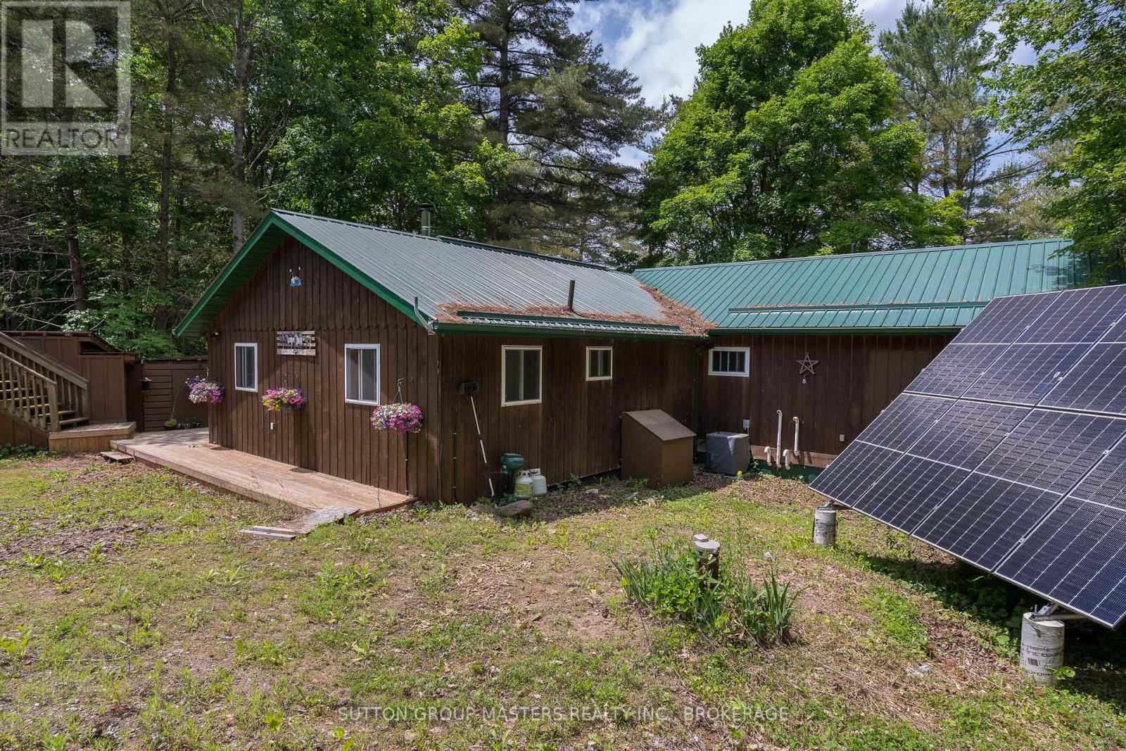 313 Raccoon Lake Trail Road, Addington Highlands, Ontario  K0H 1Z0 - Photo 3 - X12362869