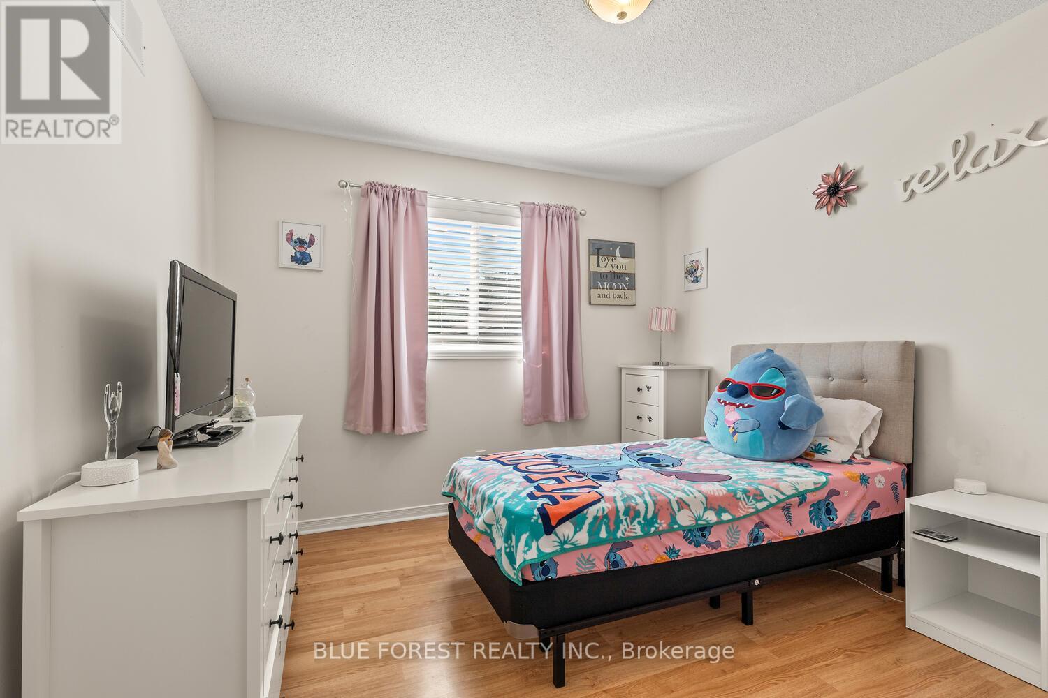 35 Bowcott Crescent, London East, Ontario  N5V 4W8 - Photo 24 - X12362936