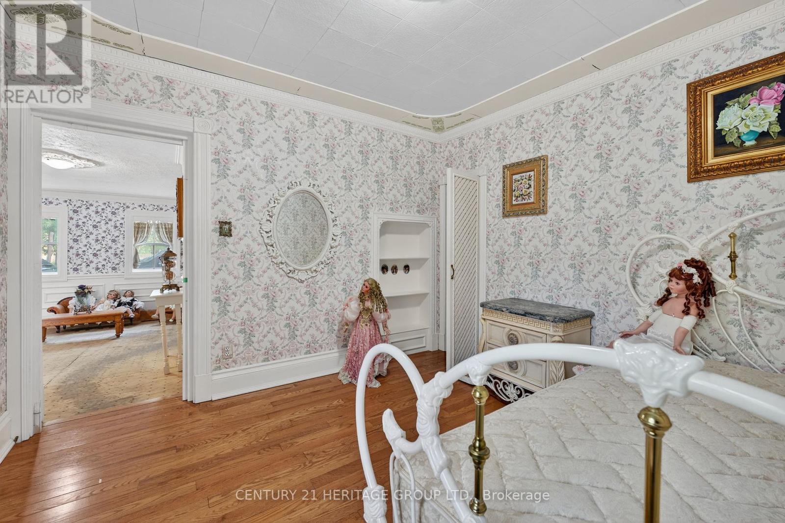 117 Lucas Street, Richmond Hill, Ontario  L4C 4P4 - Photo 18 - N12362830