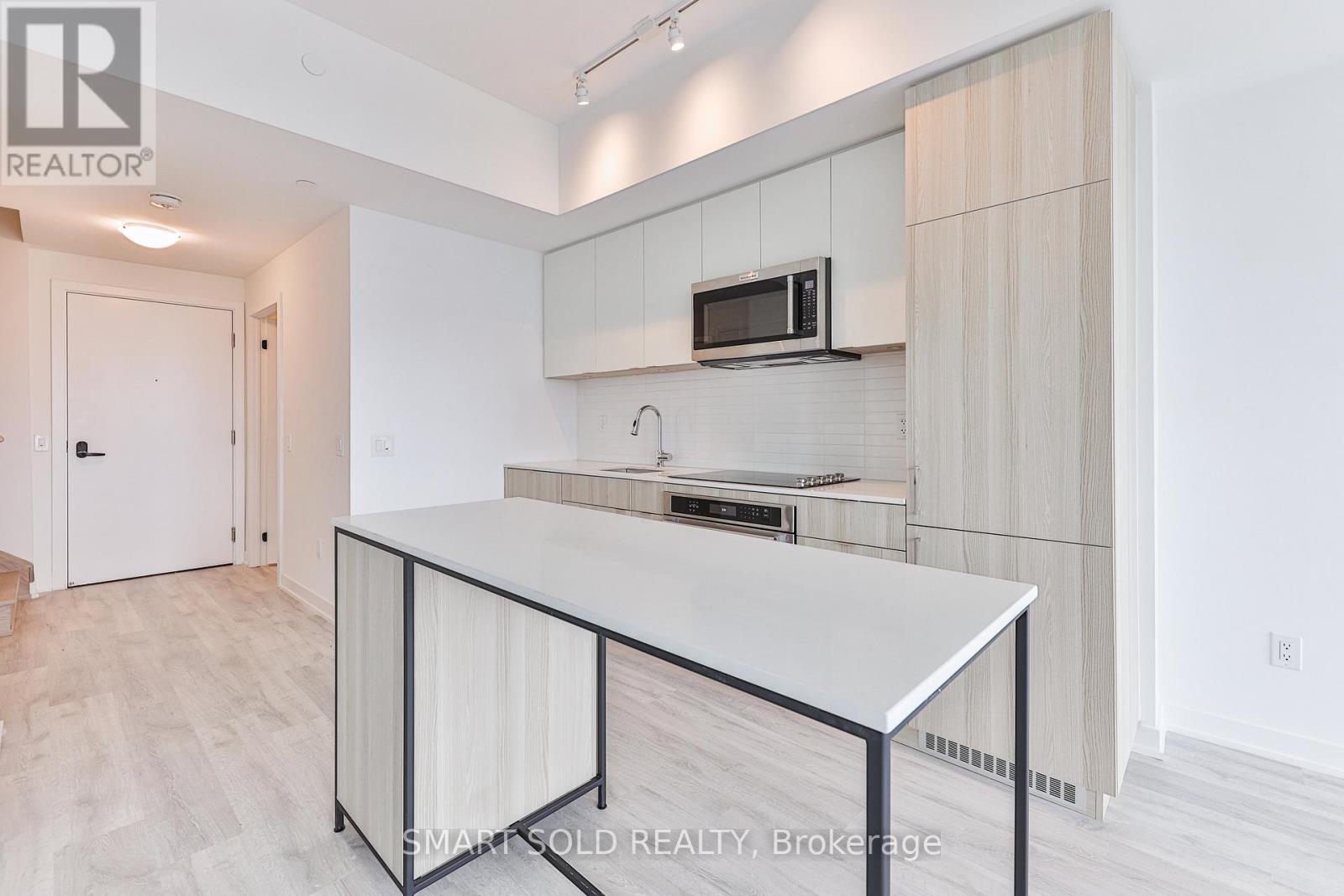 114 - 220 Missinnihe Way, Mississauga, Ontario  L5H 0A9 - Photo 14 - W12362848