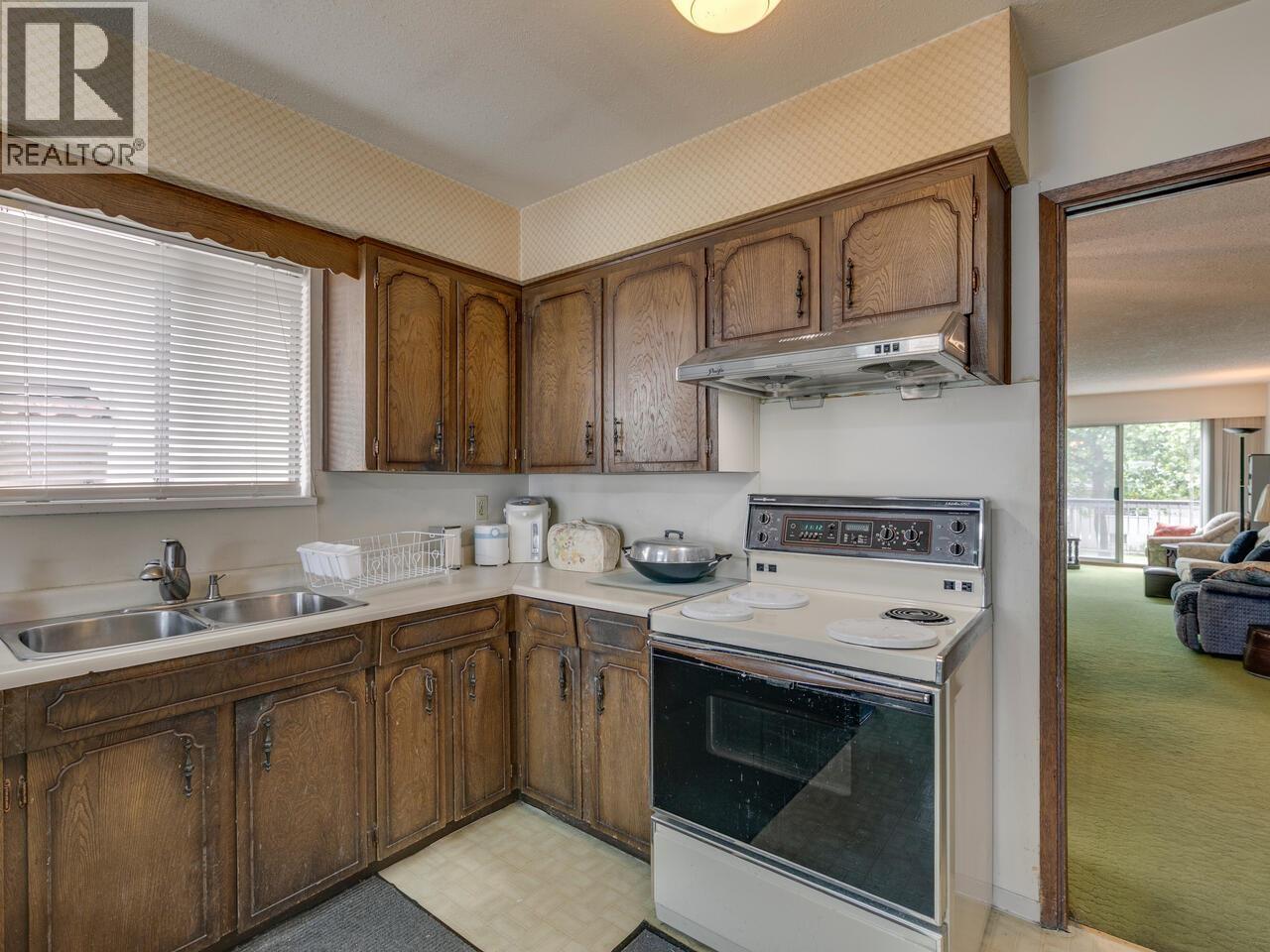 6740 Culloden Street, Vancouver, British Columbia  V5X 4J4 - Photo 8 - R3040055
