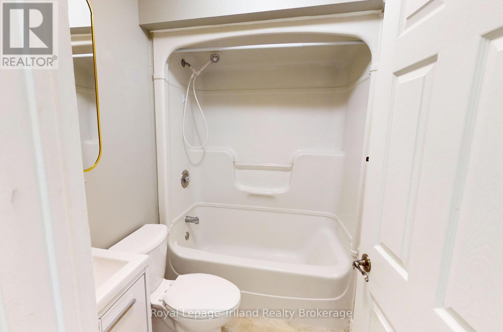 41 - 56 Hiawatha Road, Woodstock, Ontario  N4T 1P2 - Photo 9 - X12362903