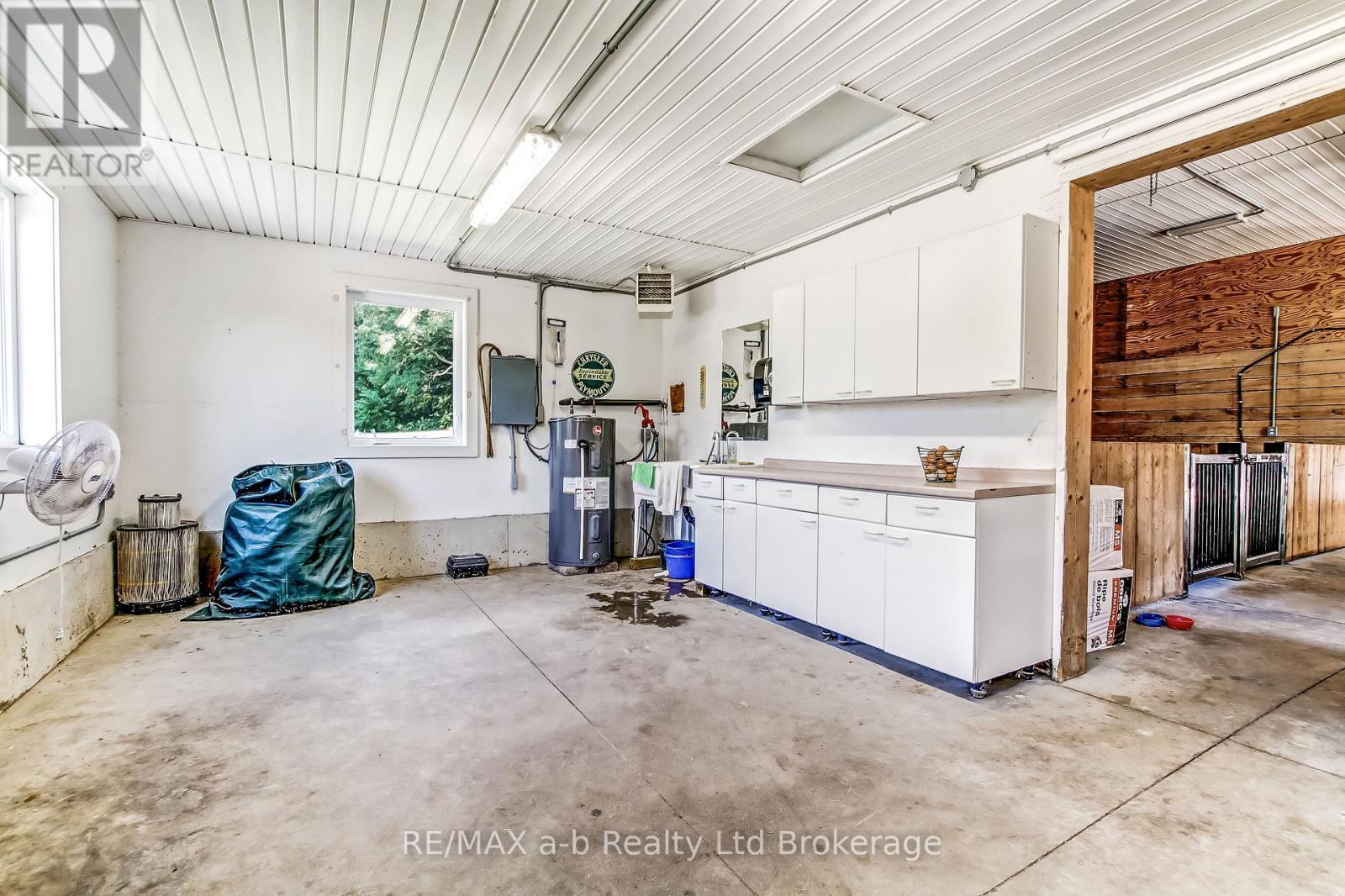 240 Burwell Road, Norfolk, Ontario  N4G 4G7 - Photo 13 - X12362966