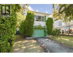 3937 Lasalle St Maplewood