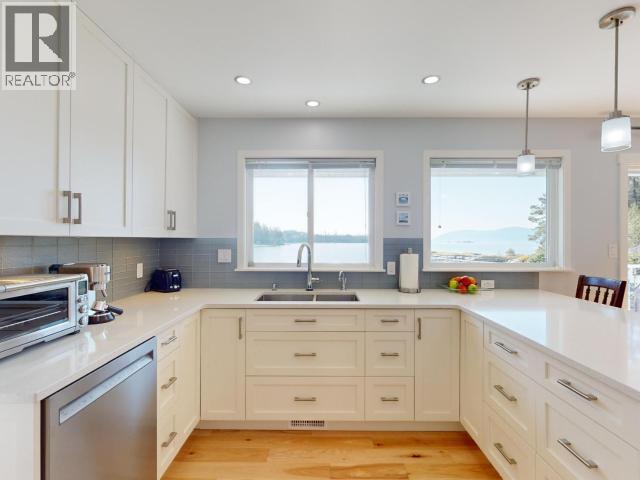 1752 Hollingsworth Road, Powell River, British Columbia  V8A 0M4 - Photo 9 - 19299