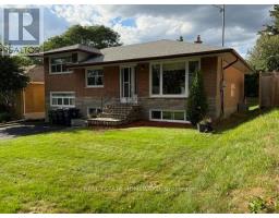 MAIN FL - 90 ROANOKE ROAD, Toronto, Ontario
