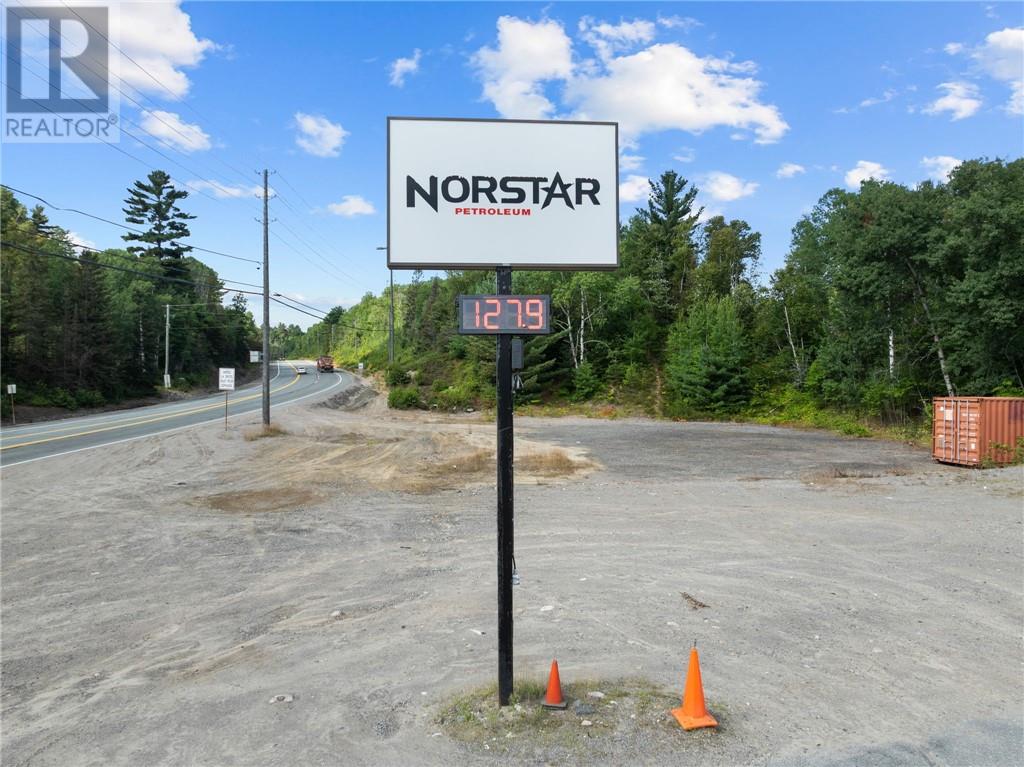 184 Regional Road 8, Onaping, Ontario  P0M 2R0 - Photo 52 - 2124245